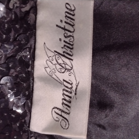 Anna Christine silk lined sequined evening jacket - Picture 4 of 12